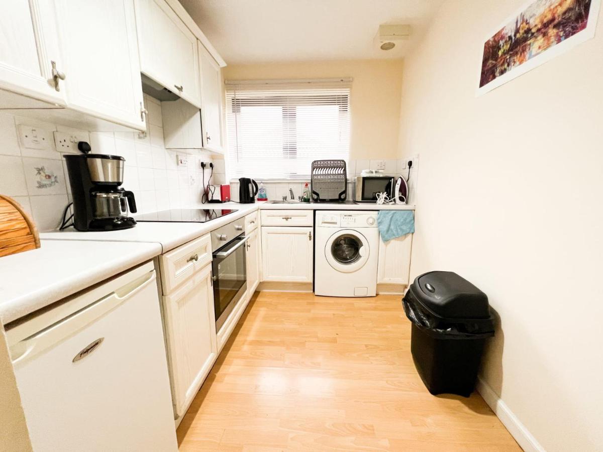 2 Bedroom - River Clyde Home - Parking Glasgow Eksteriør billede