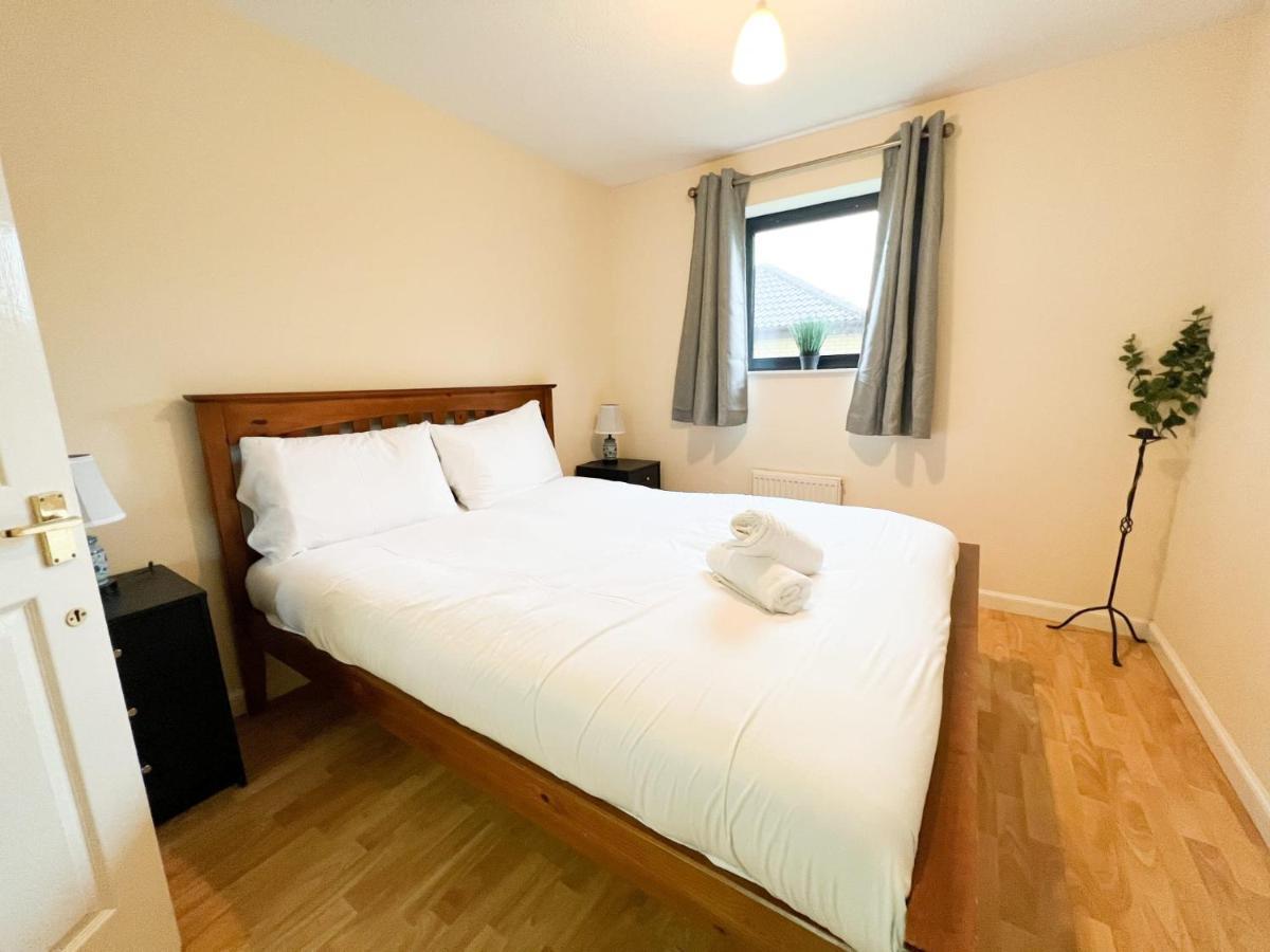 2 Bedroom - River Clyde Home - Parking Glasgow Eksteriør billede